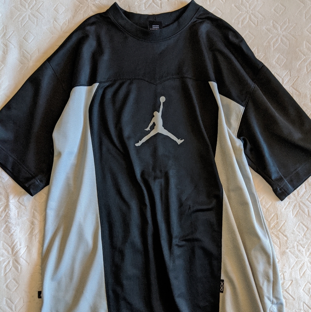 Jordan tee shirt